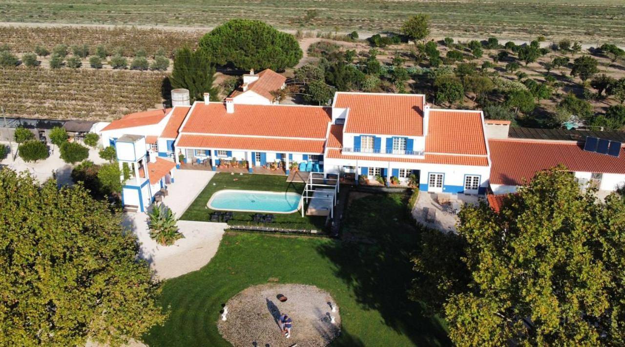 Two-Bedroom House in Almeirim, Rio Tejo