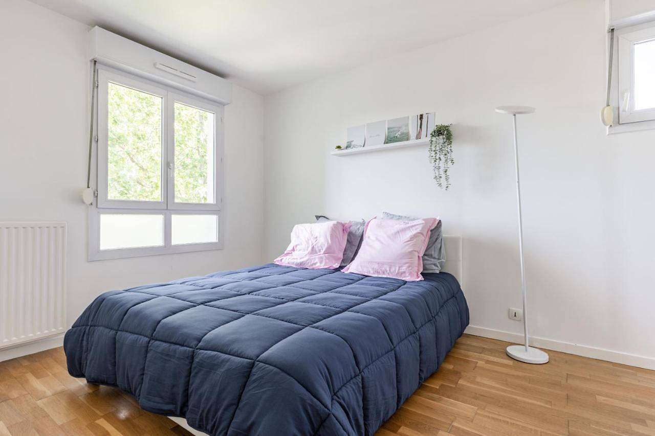 Appartement entier, Three-Bedroom Apartment in Nanterre, Hauts-de-Seine