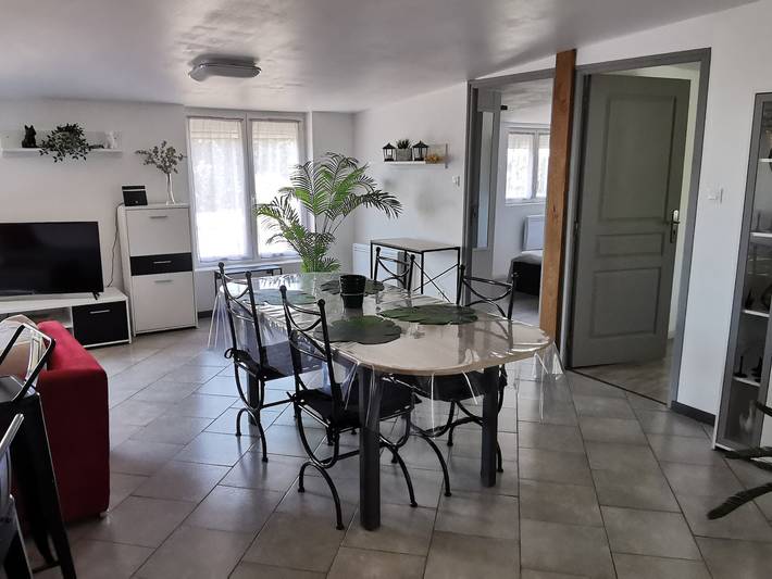 Ferienhaus für 4 Personen, mit Terrasse und Garten