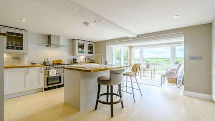 Cottage for 11 People in Aston Somerville, The Cotswolds, Photo 1