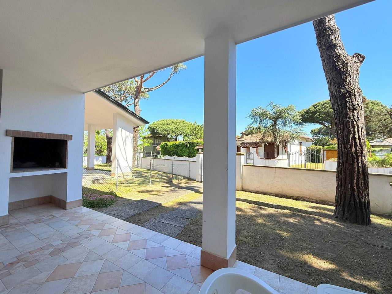 3-room villa, ground floor, 2 gardens, climate in Lido di Volano, Province de Ferrare