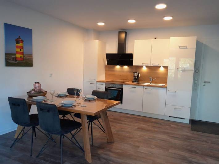 Ferienwohnung für 4 Personen, mit Terrasse und Balkon/Terrasse in Pilsum - 3
