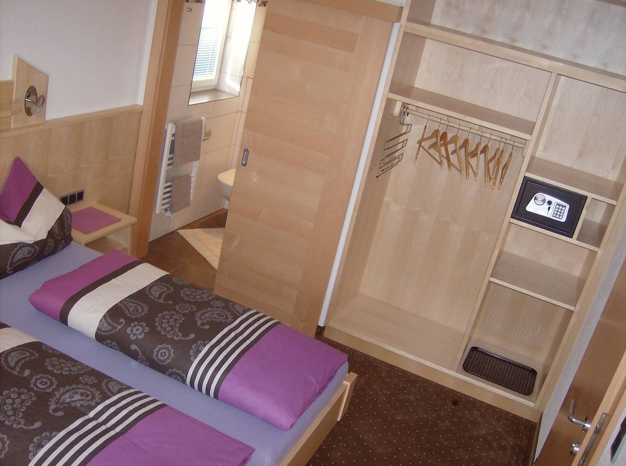 Ganze Ferienwohnung, Appartment 1 bis 4 Schlafräume/Dusche, Wc in Leogang, Pinzgau