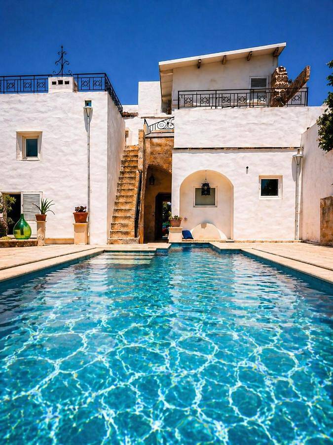 Ferienhaus für 2 Personen, mit Ausblick und Pool sowie Garten - 1