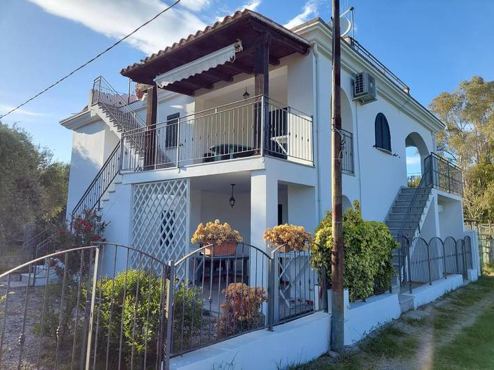Ferienwohnung für 4 Personen, mit Terrasse und Garten sowie Ausblick