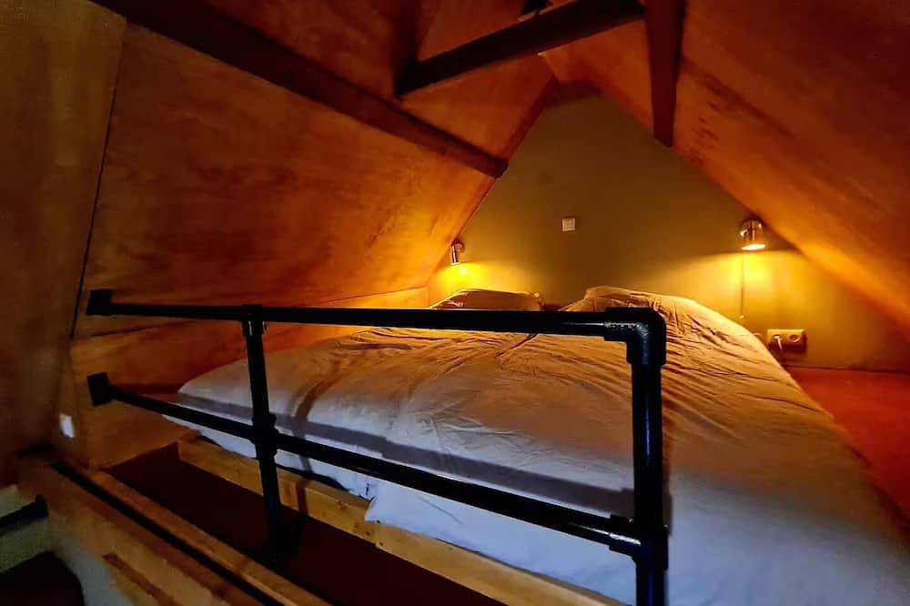 Charming 3 bedroom house with fireplace, jacuzzi and sauna \"Wellness op'e Klaai\" in Dongeradeel, Mer du Nord Pays-Bas