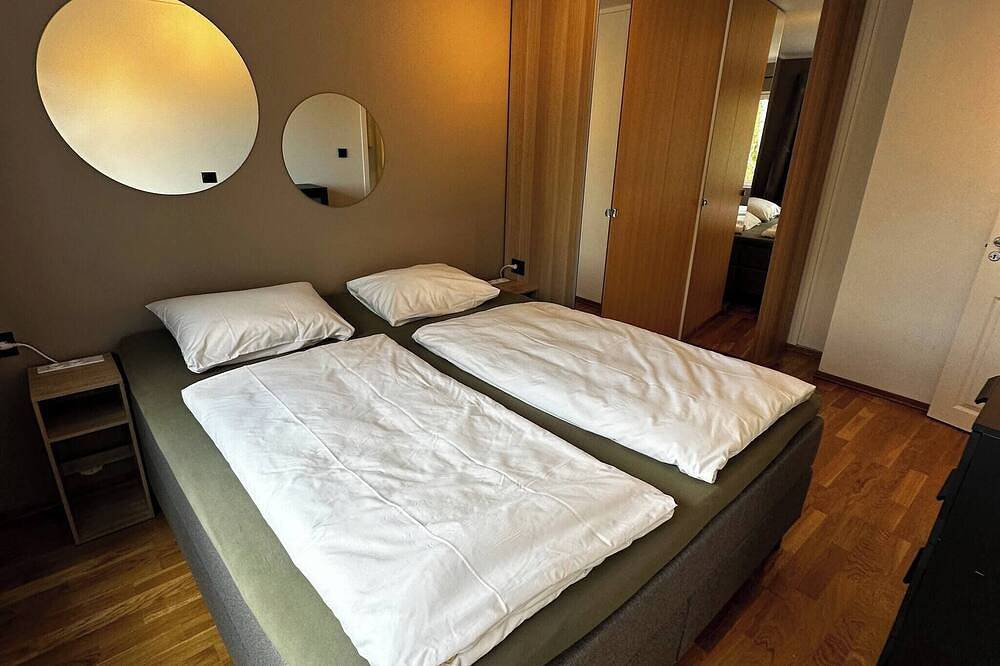 Hel lejlighed, Bright Apartment with Patio and Garden in Kristiansand