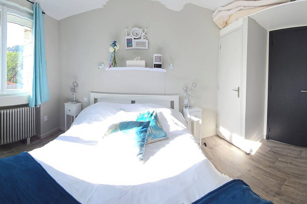 Chambres avec cuisine et salle d 'eau partagées in Vals-les-Bains, Parc naturel régional des Monts d'Ardèche