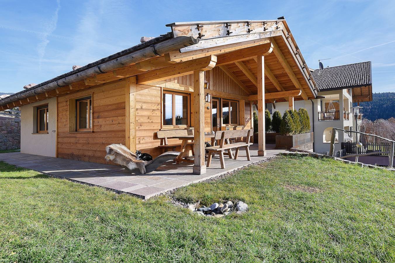 Chalet „Hugo“ mit Bergblick, Gemeinschaftspool und Wlan in Vöran, Sarntaler Alpen