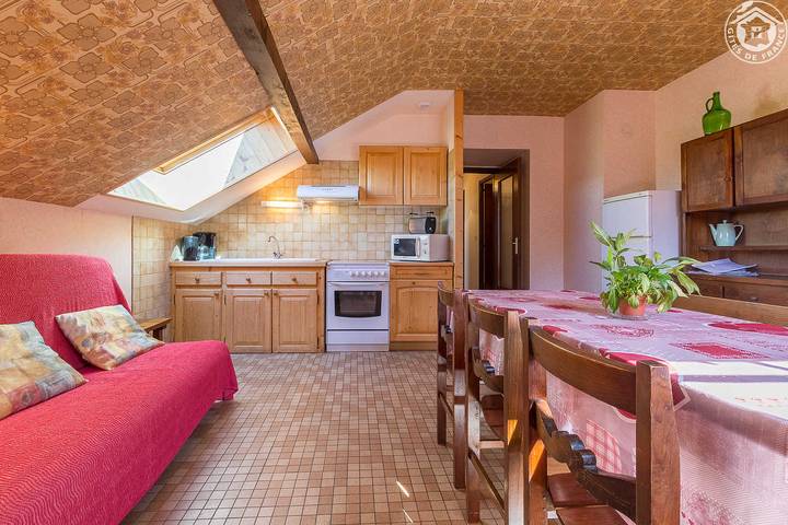 Gîte pour 4 personnes, avec terrasse, animaux acceptés