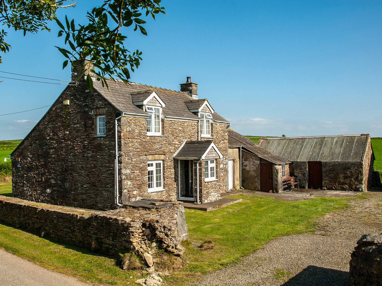 Log Cabin for 5 People in Pembrokeshire, Wales
