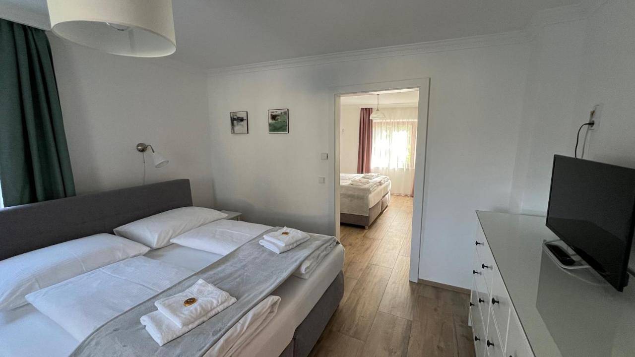 Ganze Wohnung, Two-Bedroom Apartment in Glanegg (Salzburg), Grödig