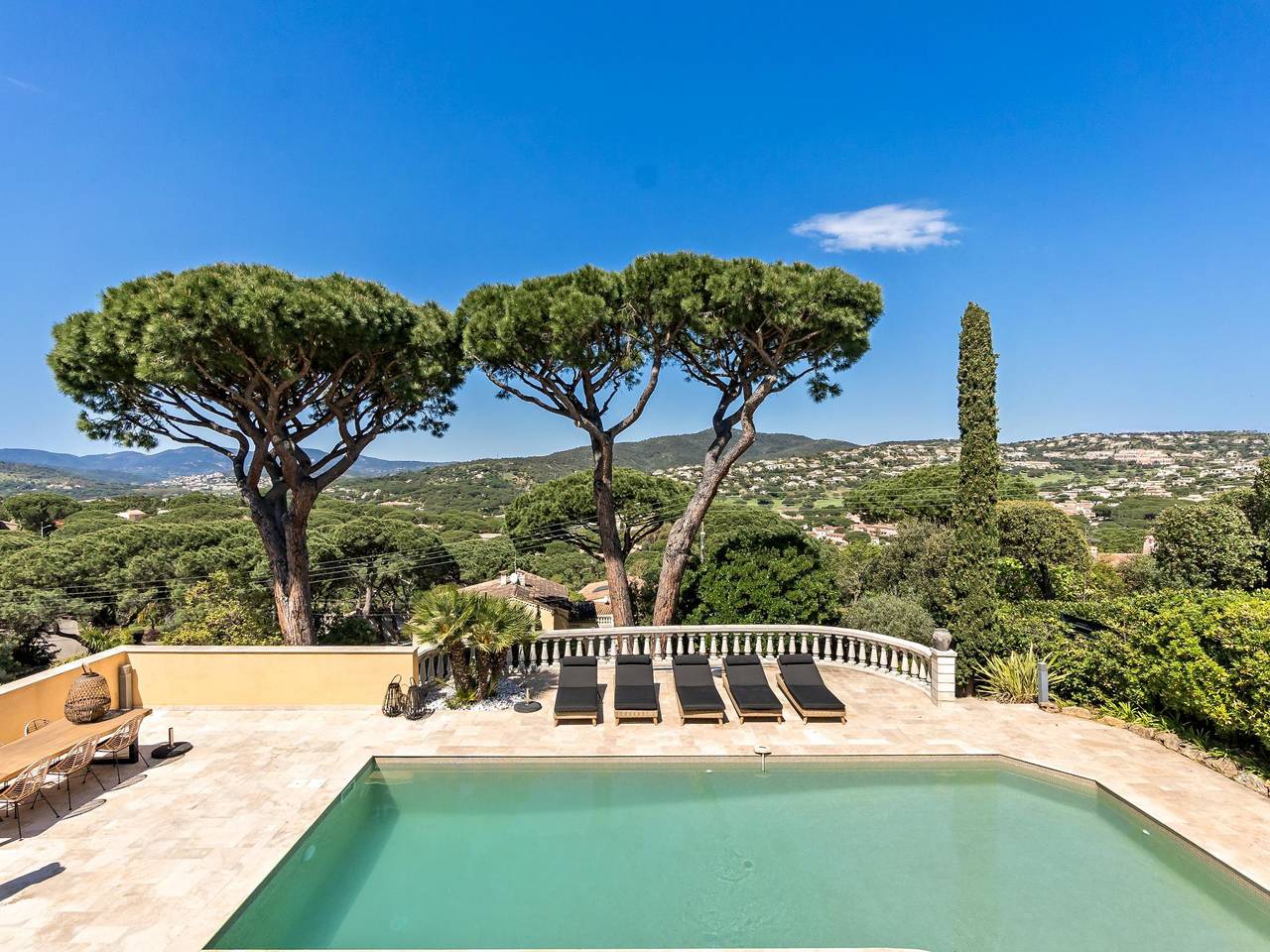 Villa bij de golfbaan en het strand in La Nartelle, Sainte-Maxime