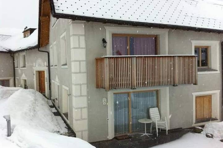 Ganze Wohnung, Chesa Lodola in Madulain, Sankt Moritz