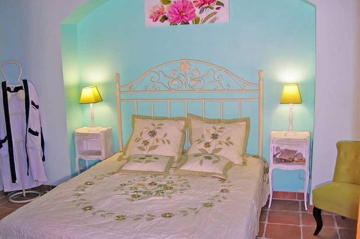 Location de vacances pour 6 personnes, avec jardin et terrasse à Saint-Pierre-en-Val - 2