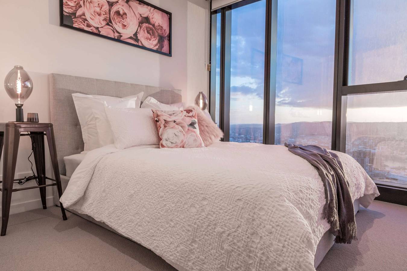 Entire apartment, 2Br Luxury Skytower  Views Cbd Pool Gym Netflix in Brisbane, Queensland
