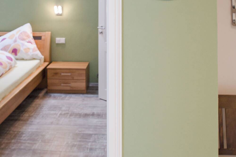 Ganze Wohnung, Ferienhaus Ambiente in Reil an der Mosel - Ferienwohnung Weinlust in Reil, Bernkastel-Kues & Umgebung