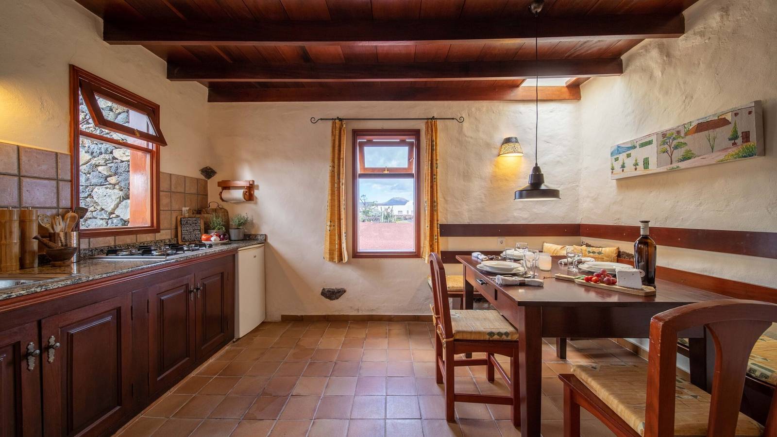 Casa de vacaciones 'Casa Margarita 4' con vistas a la montaña, 2 terrazas y Wi-Fi in Mala, Haría