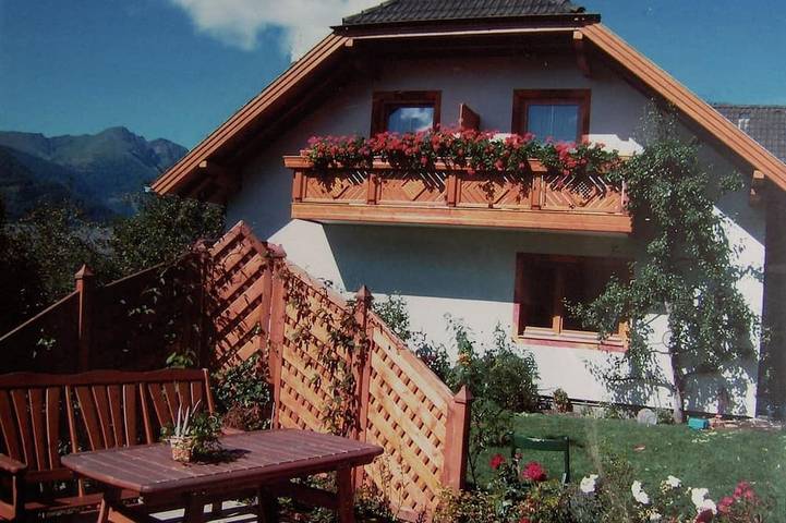 Ferienwohnung für 5 Personen, mit Balkon und Garten - 1