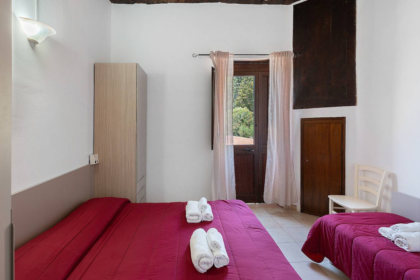 Donna Carmela Sea View Room with Wi-Fi and Air Conditioning in Caprioli, Cilento