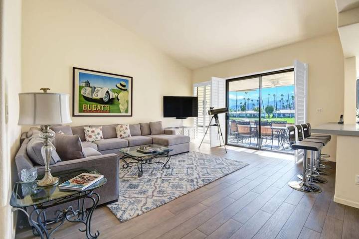 Ferienhaus für 6 Personen, mit Whirlpool und Terrasse sowie Pool - 1