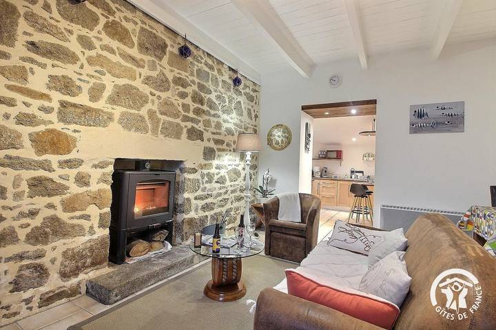 Gîte pour 2 personnes, avec terrasse et jardin