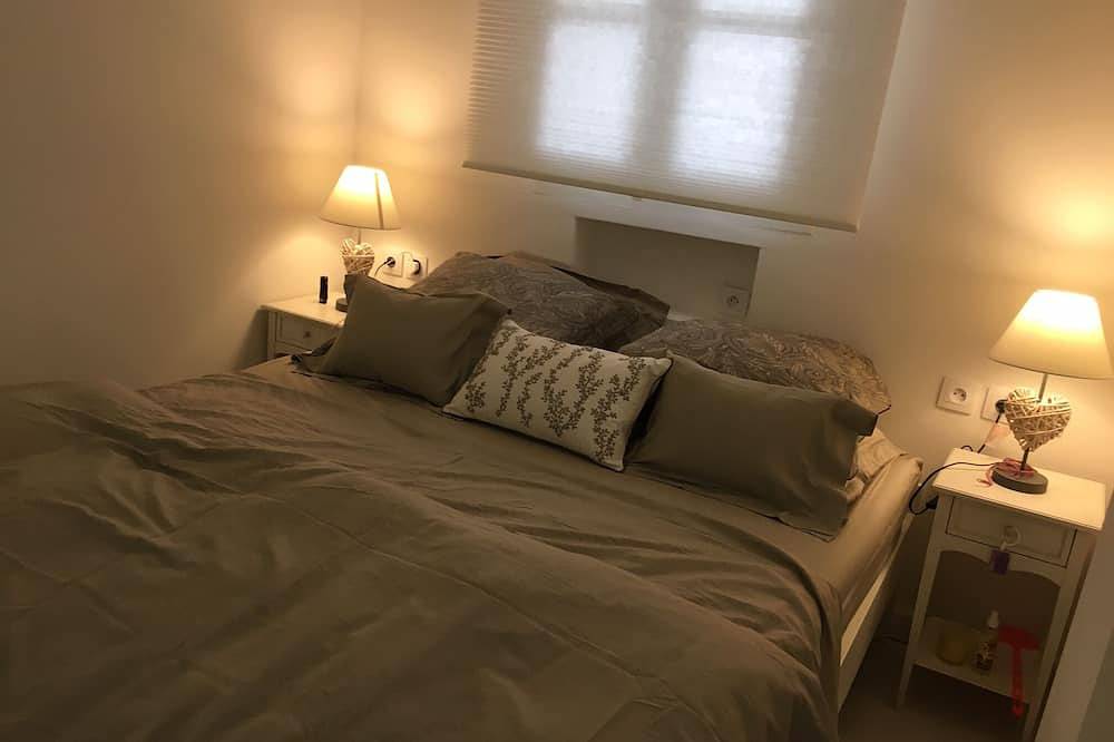 Entire apartment, High Standing Apartment in Port Cogolin, Gassin
