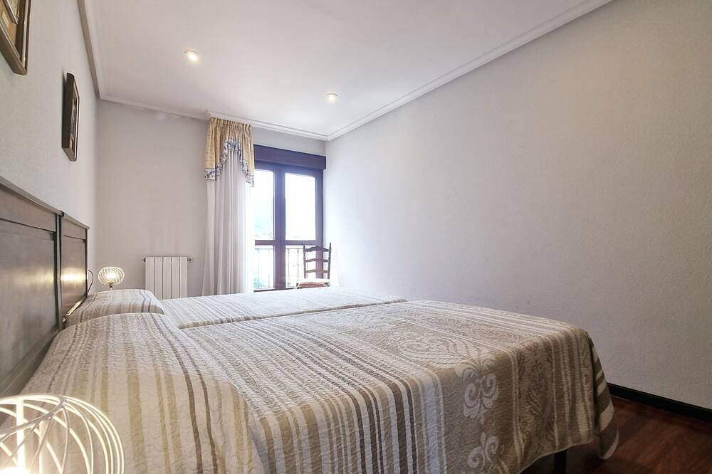 Entire apartment, Apartment for tourist use Cuera in Llanes, Costa Verde (Spain)