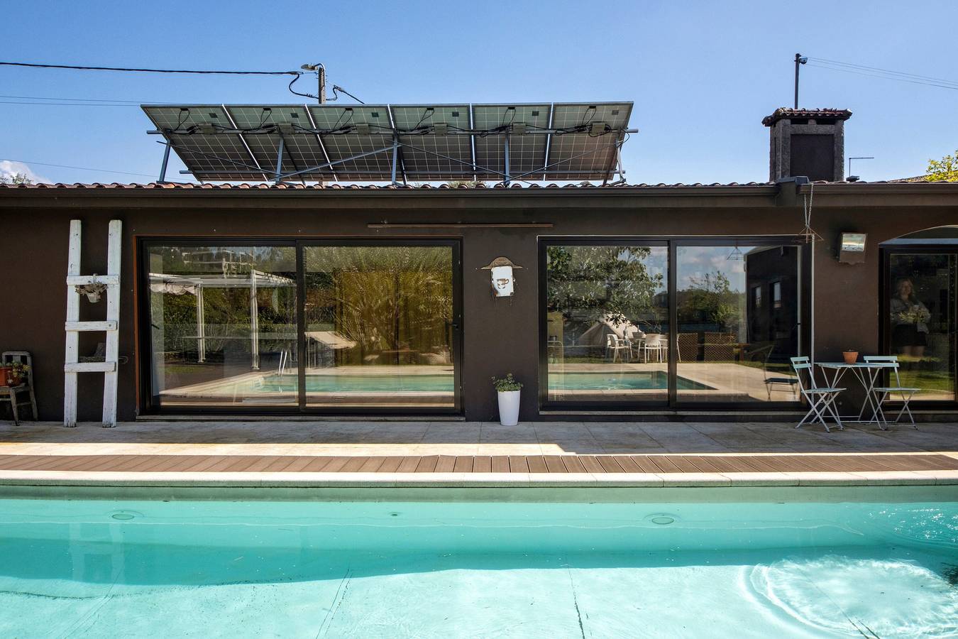 Ferienhaus 'Casa Chocolate' mit Bergblick, privatem Pool und Wlan in Foz do Sousa e Covelo, Porto Distrikt