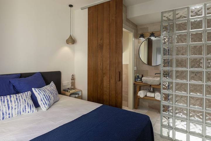 Entire apartment, Playa Vista Mar Duplex Apartment in Platja de l'Escar (el Port de la Selva), el Port de la Selva