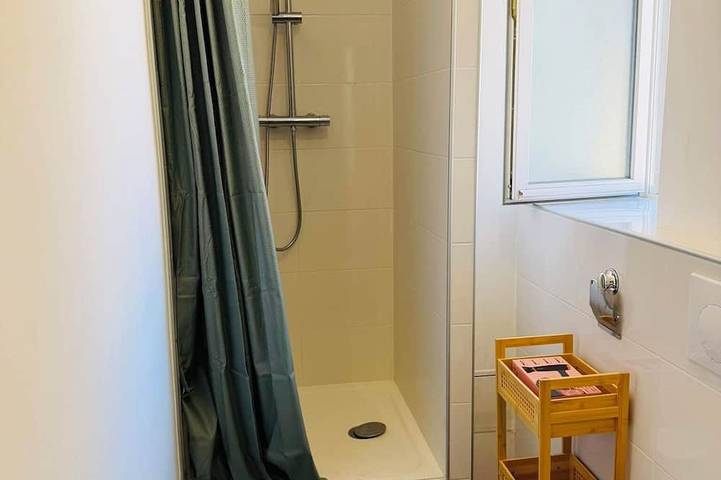 Apartamento entero, Appart' cosy + billard, à Bort in Bort-les-Orgues, Parque Natural Regional Volcans d'Auvergne