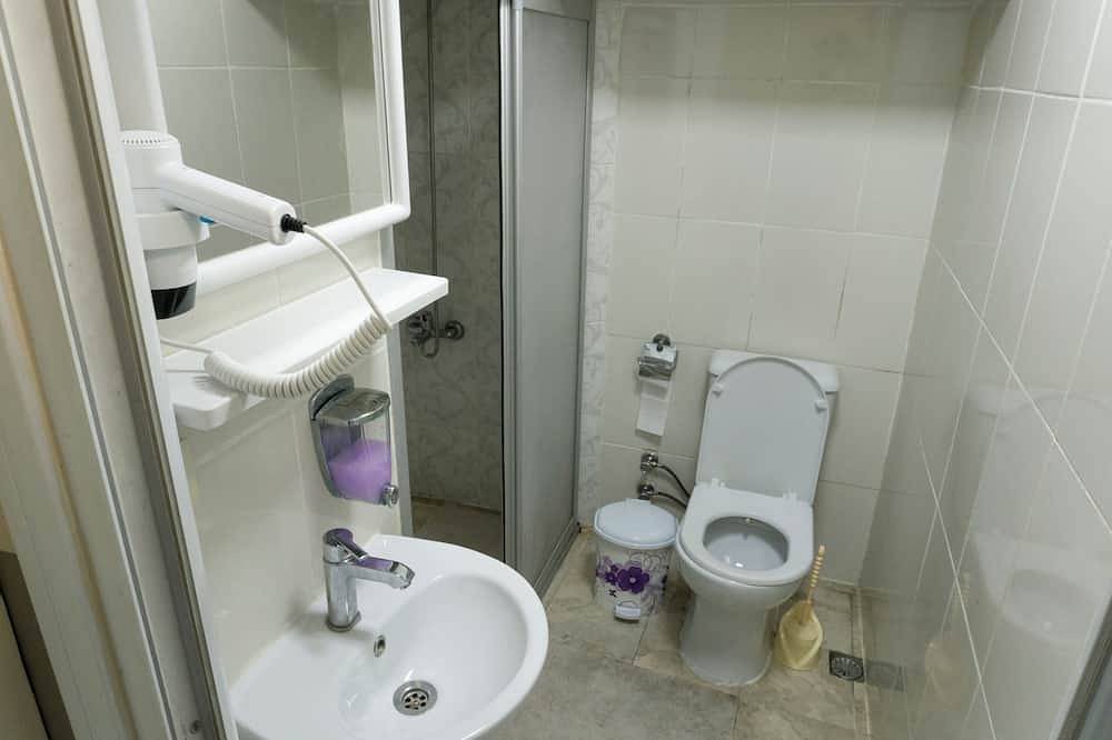 Chic hotel in fabulous Istanbul with Wifi, Ac in Fatih, Istanbul