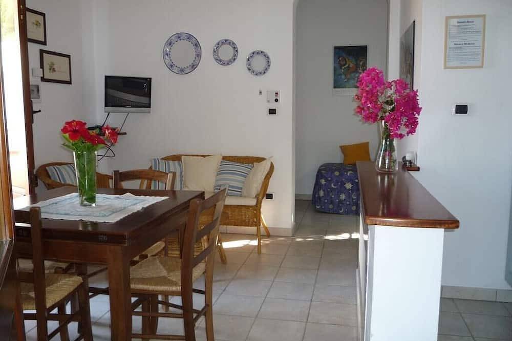 Pouilles, Salento: Villa Morocco près des plages - appartement Buganvillee in Torre Pali, Salve
