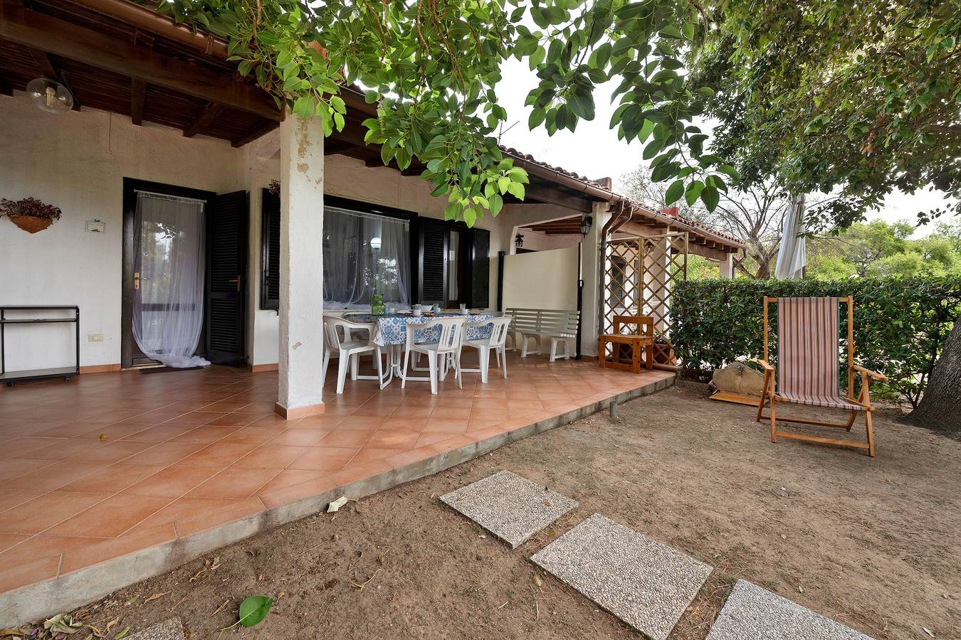 Casa Lalla - Costa Rei: Holiday Home Near the Beach with Garden and Sea View in Costa Rei, Muravera