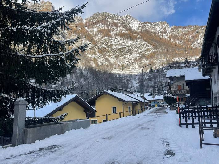 Casa vacanza per 6 persone, con giardino, con animali domestici in Valtournenche