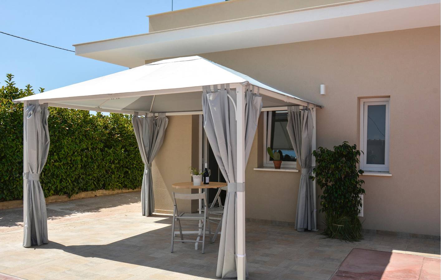 Accogliente appartamento con piscina, aria condizionata, parcheggio e terrazza in Chiaramonte Gulfi, Provincia di Ragusa
