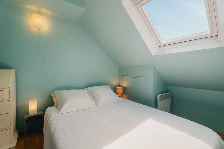 Holiday Home 'Les Mouettes Cancale' with Private Terrace and Wi-Fi in Cancale, Mont-Saint-Michel Bay