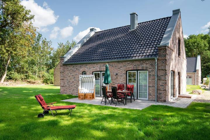 Ferienhaus für 4 Personen, mit Terrasse und Sauna sowie Garten, kinderfreundlich