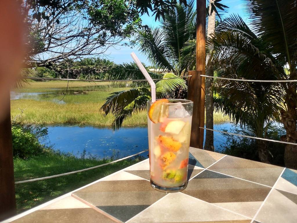 Strandhaus in Itacimirim mit 4 klimatisierten Zimmern, Swimmingpool, 300 m vom Strand entfernt in Camaçari, Bahia