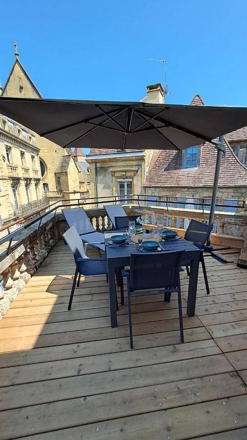 Gîte pour 8 personnes, avec vue et terrasse dans Rue Typique De Sarlat Sarlat La Caneda - 2