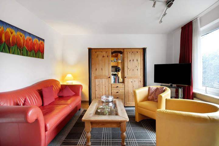Ganze Wohnung, Ferienwohnung 'Sylt 2 Westerland' im Eg mit privater Terrasse und WLAN in Tinnum, Sylt (Gemeinde)