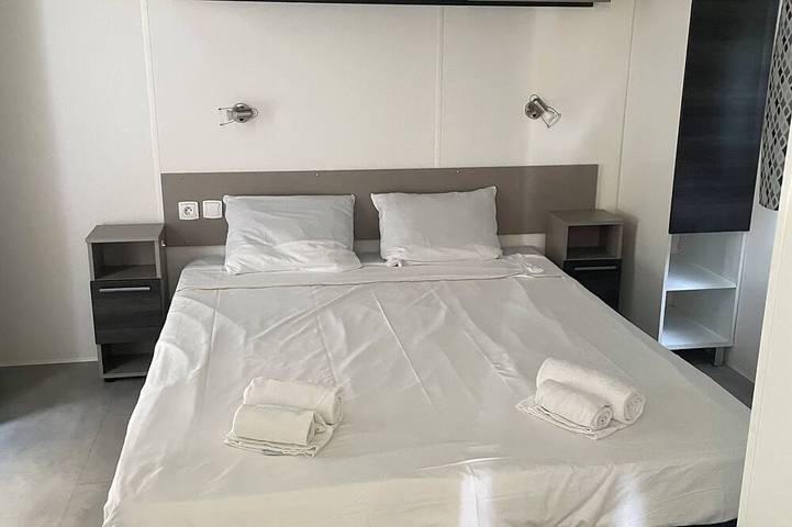 4* campsite, the lake of dreams near the Mediterranean and the Petite Camargue in Lattes, Mittelmeerküste (Frankreich)