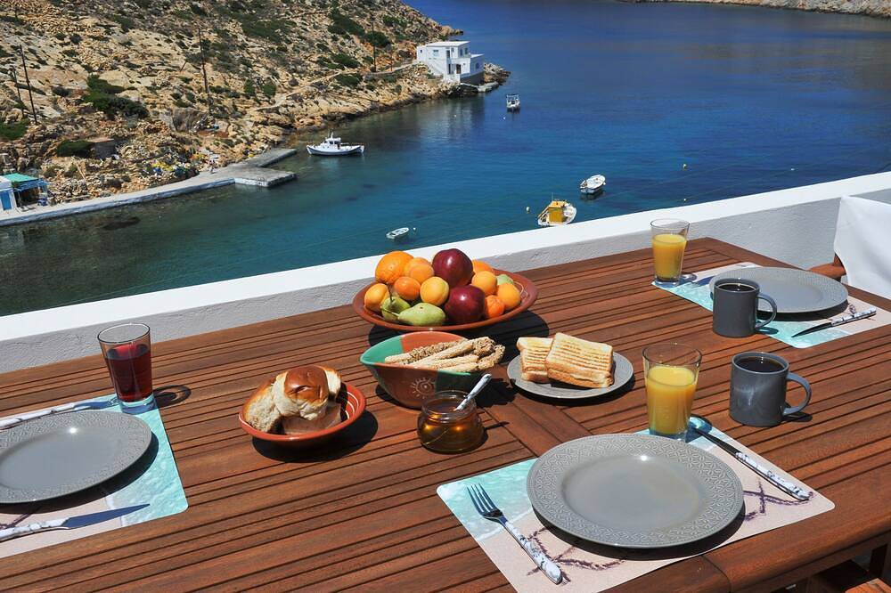 Ganze Wohnung, Droufakos’ Zuhause, luxuriöses Apartment am Meer mit Aussicht in Sifnos