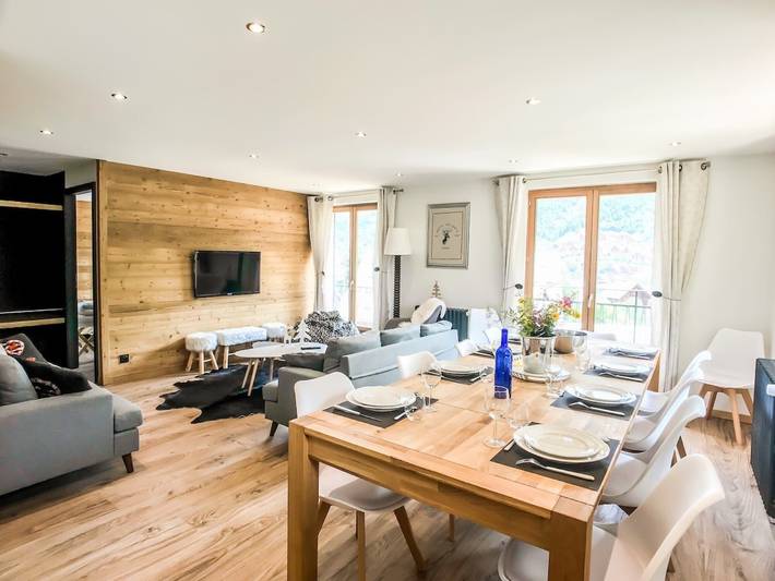 Ganze Wohnung, Appartement L’étoile d’Or Valloire – Stilvolles Domizil mit Panoramablick im Herzen Valloires in Valloire, Region Saint-Jean-de-Maurienne