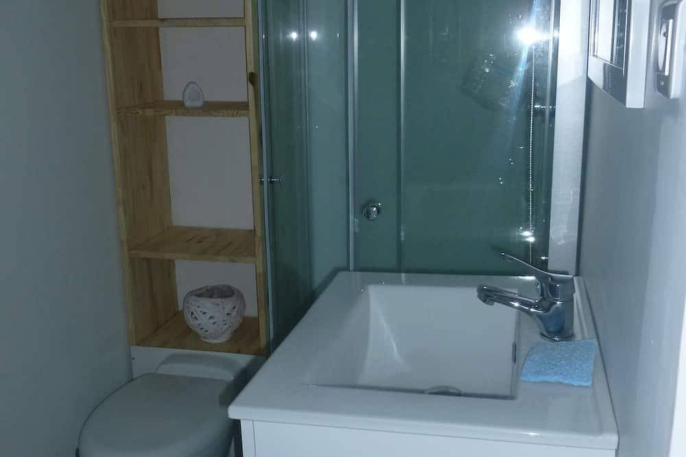 Appartement entier, Studio près de tous services et plages in Semussac, Région de Saintes