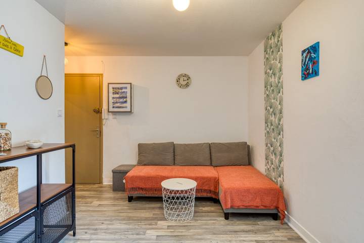Ganze Wohnung, Le Provence: Renoviertes, klimatisiertes T2 – 200 m zum Strand – Corniche de Sète in Sete, Mittelmeerküste (Frankreich)