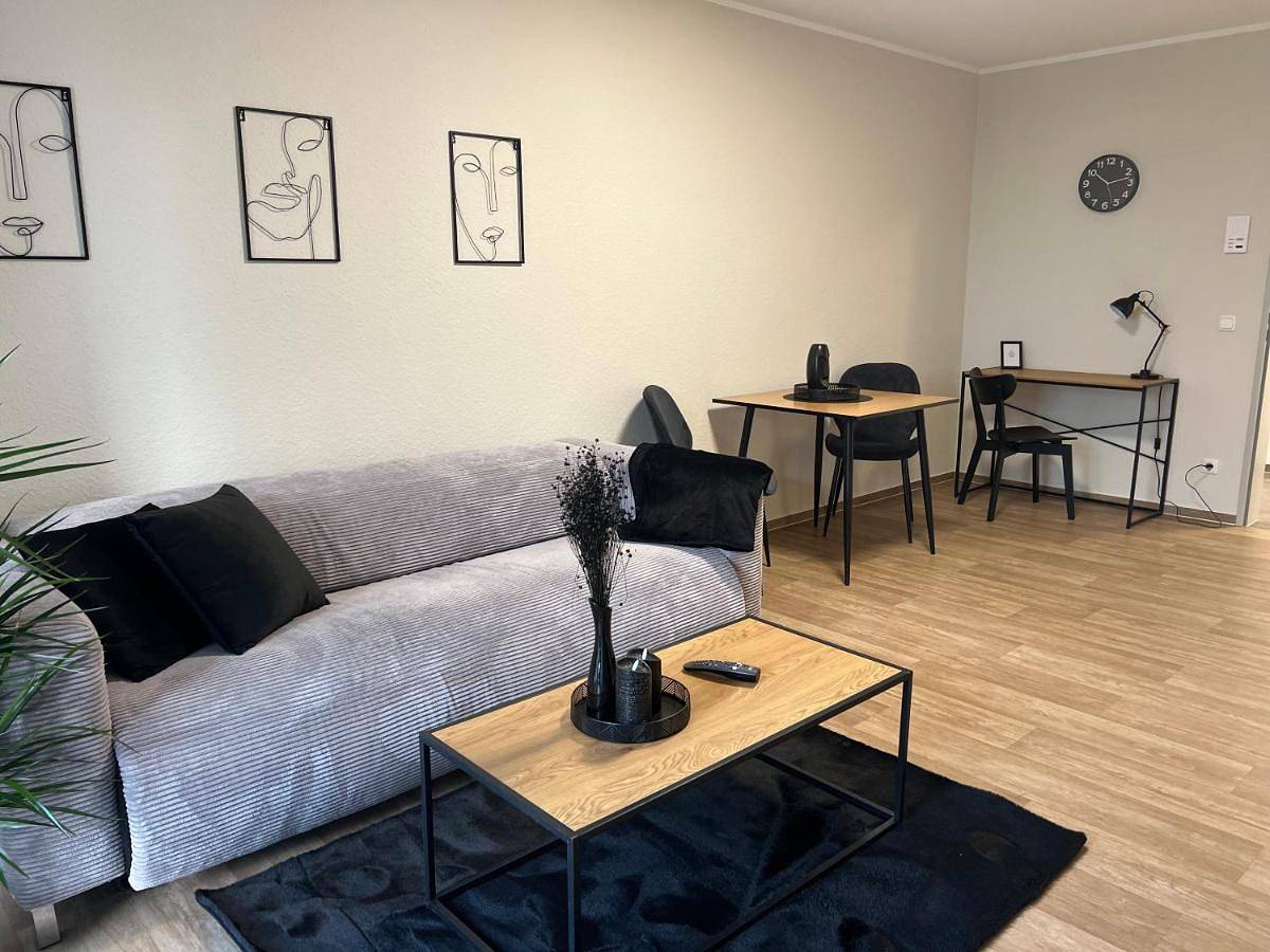 Ganze Wohnung, One-Bedroom Apartment in Weyhausen, Landkreis Gifhorn