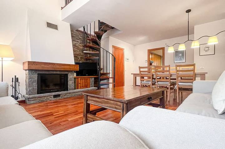 Ferienwohnung für 8 Personen, mit Balkon - 1