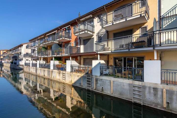 Gîte pour 4 personnes, avec balcon à Port-Valais