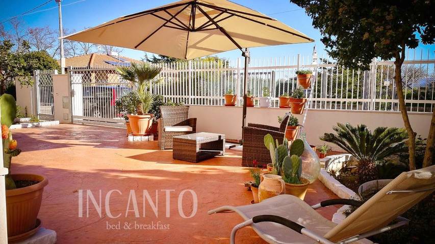 B&b per 4 persone, con Terrazza e Giardino nonché Panorama a Lesina (Italia)